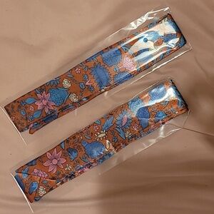 💚5/$20💚 Pair of Generic Twilly Scarves